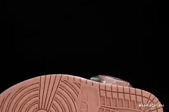 Rust Jordan High Retro 1 Pink 0419